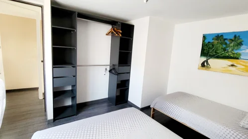 Apartamento inteiro em Chemin de Charpenas, imagem 11 de 13
