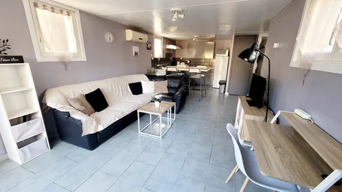 Apartamento inteiro em Chemin de Charpenas, imagem 6 de 13