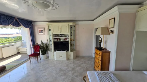 Apartamento inteiro em Äußere Cramer-Klett-Straße, imagem 23 de 28