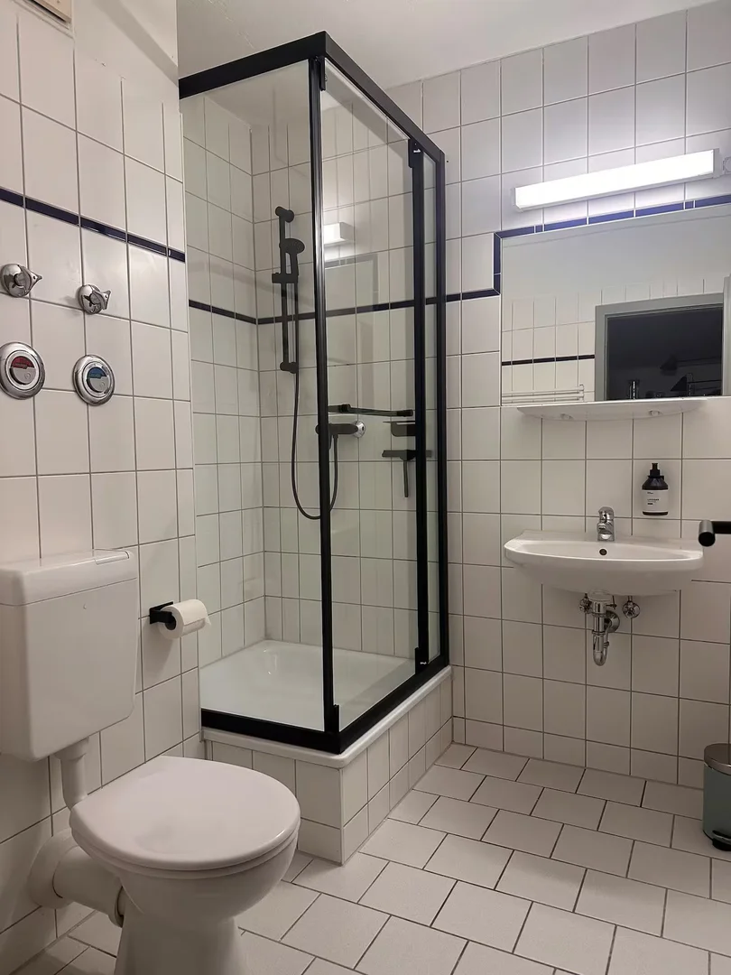 Habitación asequible para estudiantes con buena iluminación en 