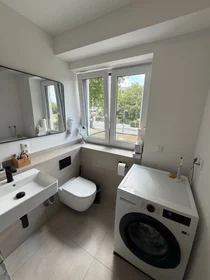 Habitación privada en Bierstadter Straße, imagen 12 de 23