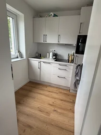 Habitación privada en Bierstadter Straße, imagen 22 de 23