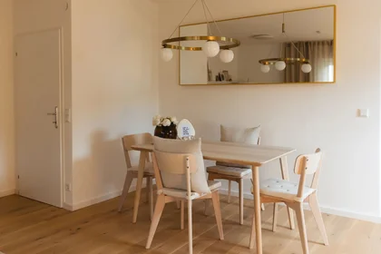 Private room at Friedrich-Wilhelm-Raiffeisen-Straße, image 20 of 31
