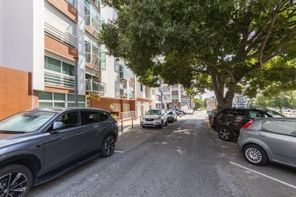 Dairenin tamamı konumu Avenida de Berlim, 22 28 görüntüsü