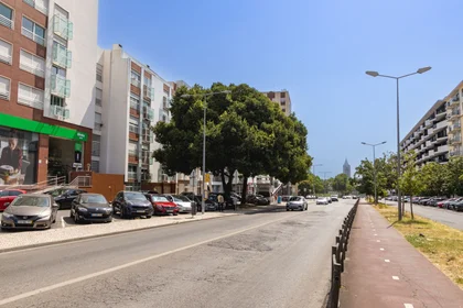 Dairenin tamamı konumu Avenida de Berlim, 23 28 görüntüsü