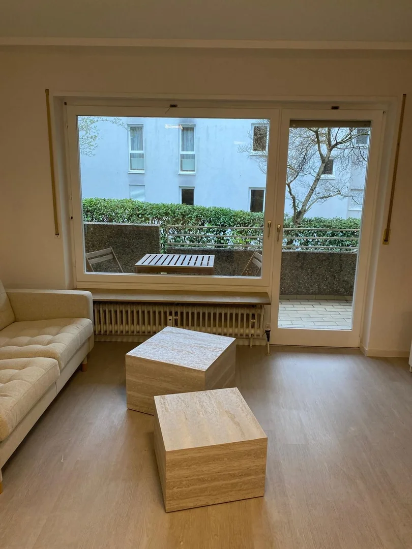 Habitación para estudiantes en  con área de estudio y facilidades compartidas