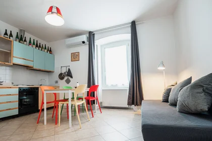 Apartamento inteiro em Via della Guardia, imagem 1 de 24