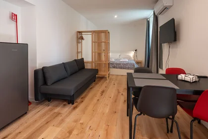 Quarto privado em Via Cristoforo Cancellieri, imagem 15 de 18