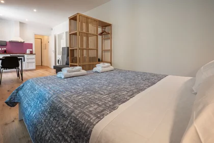 Quarto privado em Via Cristoforo Cancellieri, imagem 8 de 18