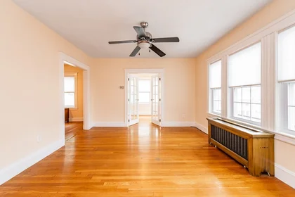 Całe miejsce w rezydencji 15, Vera, Unit 1, Dorchester, Boston, MA, 02121, obraz 12 18