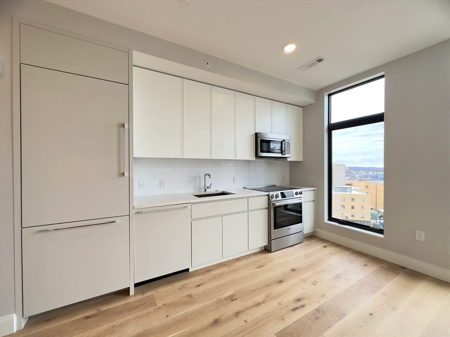 191, Washington St., Unit 711, Brighton, Boston, MA, 02135