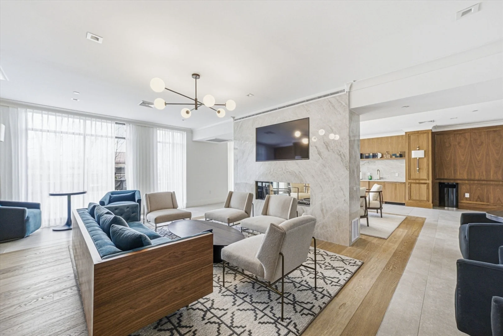 191, Washington St., Unit 711, Brighton, Boston, MA, 02135