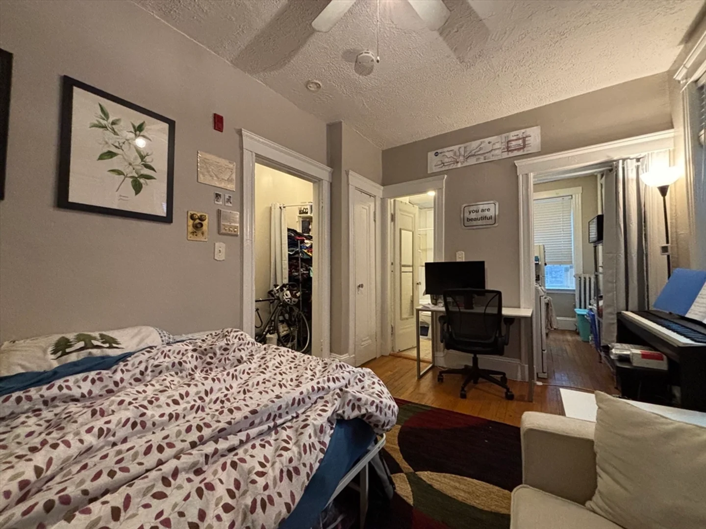 Minimalist student studio in  with efficient layout