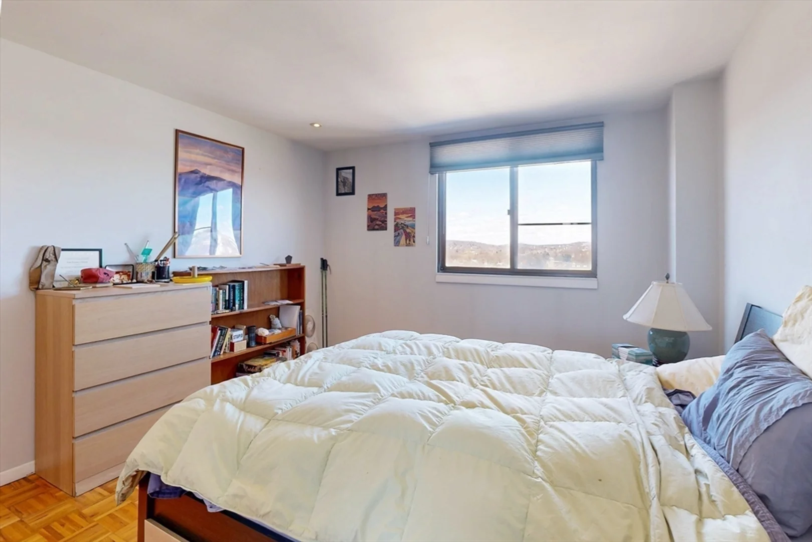 2353, Massachusetts, Unit 93, North Cambridge, Cambridge, MA, 02140