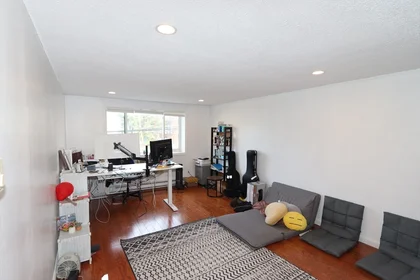 Gesamte Unterkunft im Wohnheim in der 94, Beacon St., Unit 14, Inman Square, Somerville, MA, 02143, bild 13 von 16