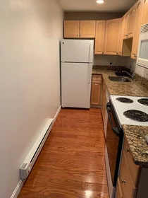 Gesamte Unterkunft im Wohnheim in der 94, Beacon St., Unit 14, Inman Square, Somerville, MA, 02143, bild 7 von 16