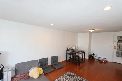 Gesamte Unterkunft im Wohnheim in der 94, Beacon St., Unit 14, Inman Square, Somerville, MA, 02143, bild 9 von 16