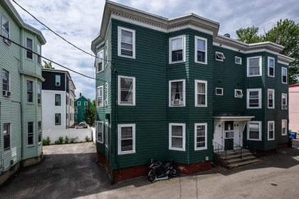 Logement entier en résidence à 12, Kilby St., Unit 2L, Union Square, Somerville, MA, 02143, image 3 de 17