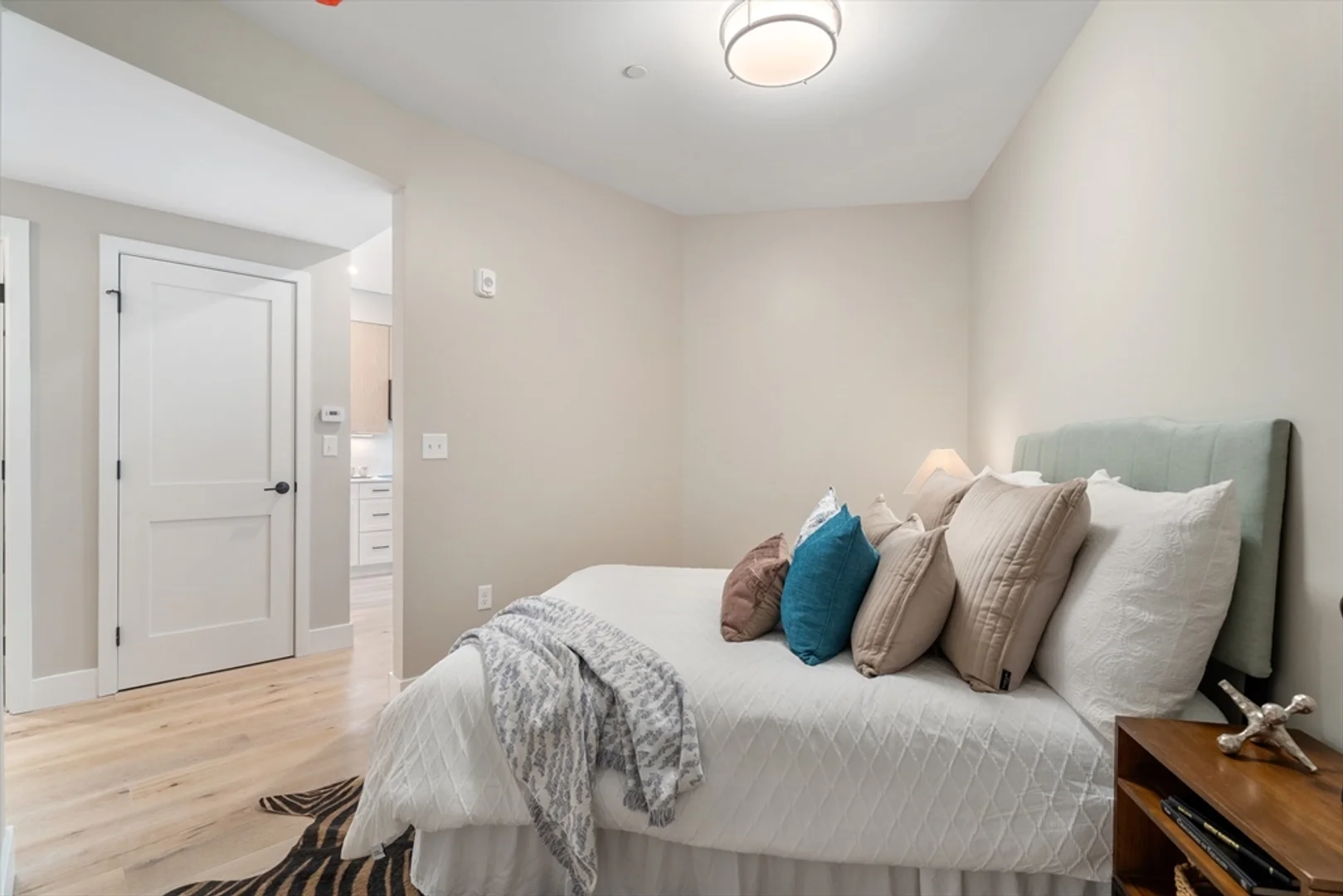 70, Leo M Birmingham Pkwy., Unit 416, Brighton, Boston, MA, 02135