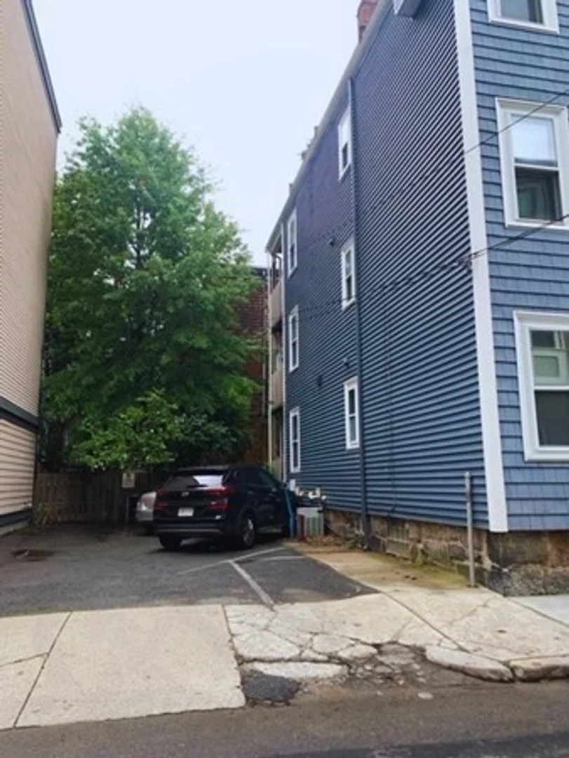 174, Bowen St., Unit 1, South Boston, Boston, MA, 02127