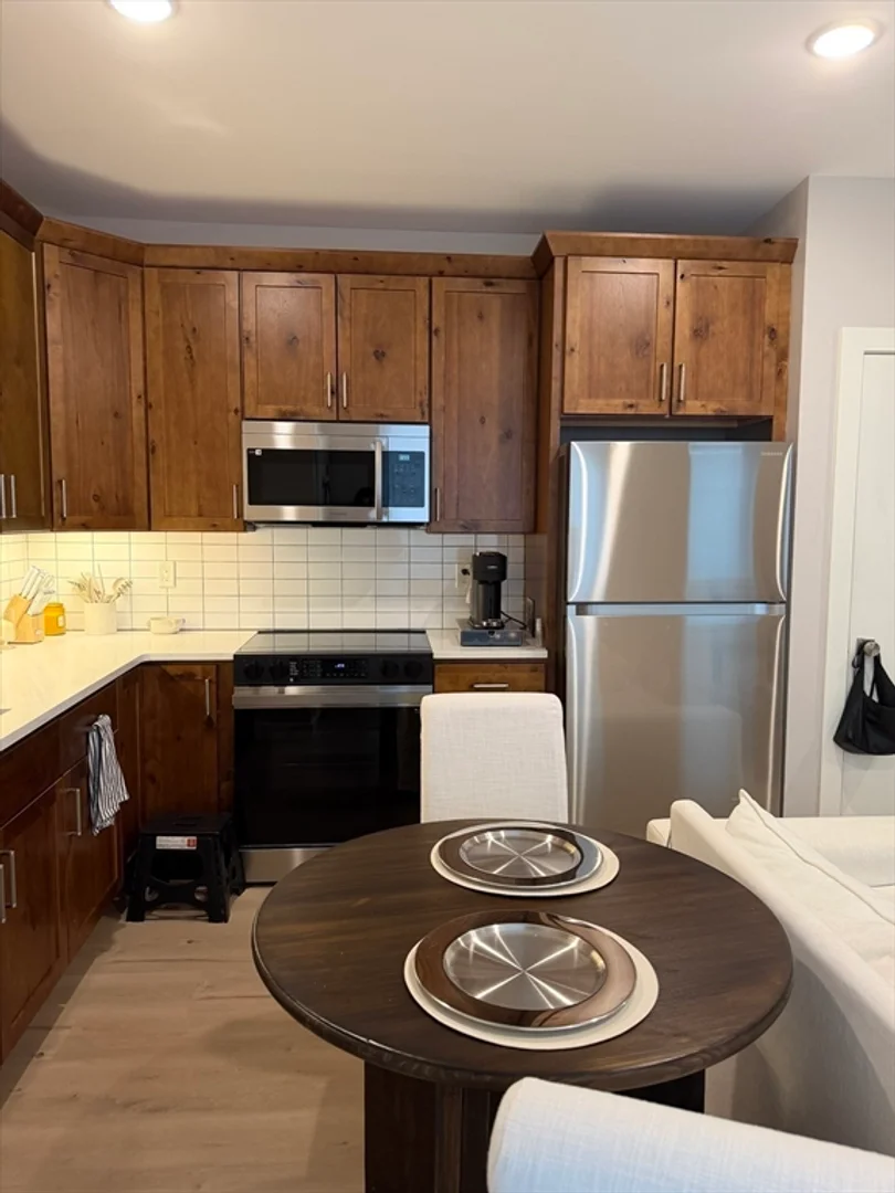 400, West Broadway, Unit 404, South Boston, Boston, MA, 02127