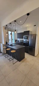 Studio at Avenue Louis Gallet, image 7 of 16