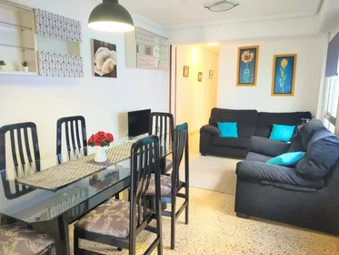 Özel oda konumu Carrer d'Isaac Peral, 46100 Burjassot, Valencia, Spain, 25 28 görüntüsü