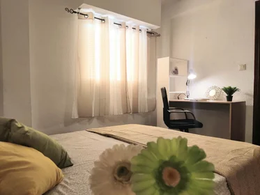 Quarto privado em Carrer Vista Alegre, 46100 Burjassot, Valencia, Spain, imagem 2 de 26