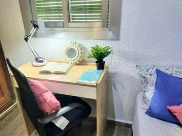 Quarto privado em Carrer Vista Alegre, 46100 Burjassot, Valencia, Spain, imagem 21 de 26