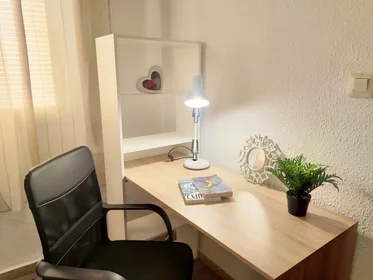 Quarto privado em Carrer Vista Alegre, 46100 Burjassot, Valencia, Spain, imagem 26 de 26