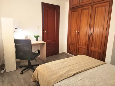 Quarto privado em Carrer Vista Alegre, 46100 Burjassot, Valencia, Spain, imagem 5 de 26