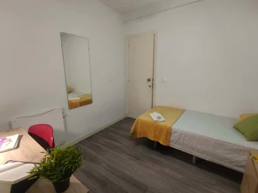 Özel oda konumu Carretera de Llíria, 46100 Burjassot, Valencia, Spain, 3 18 görüntüsü