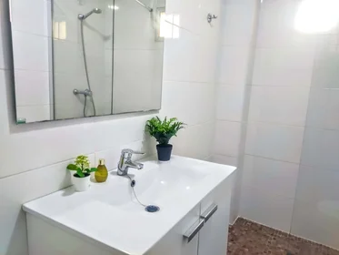 Özel oda konumu Carretera de Llíria, 46100 Burjassot, Valencia, Spain, 6 18 görüntüsü