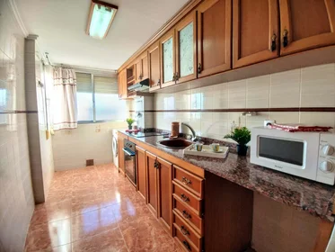 Özel oda konumu Carrer d'Isaac Peral, 46100 Burjassot, Valencia, Spain, 12 28 görüntüsü