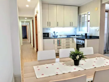 Özel oda konumu C. de Jorge Juan, 46100 Burjassot, Valencia, Spain, 13 31 görüntüsü