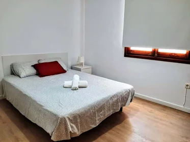 Özel oda konumu C. de Jorge Juan, 46100 Burjassot, Valencia, Spain, 5 19 görüntüsü