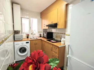 Habitación privada en Carrer de Mendizábal, 46100 Burjassot, Valencia, Spain, imagen 8 de 29