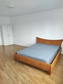 Habitación privada en Wilhelmstraße 6-8, 63065 Offenbach am Main, Germany, imagen 1 de 10