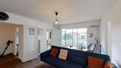 Stanza privata in 17 Rue des Mesoyers, 57050 Metz, France, immagine 7 di 22