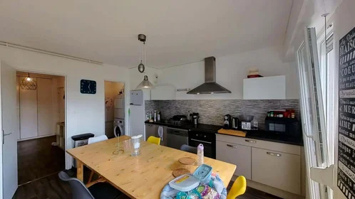 Stanza privata in 17 Rue des Mesoyers, 57050 Metz, France, immagine 10 di 22