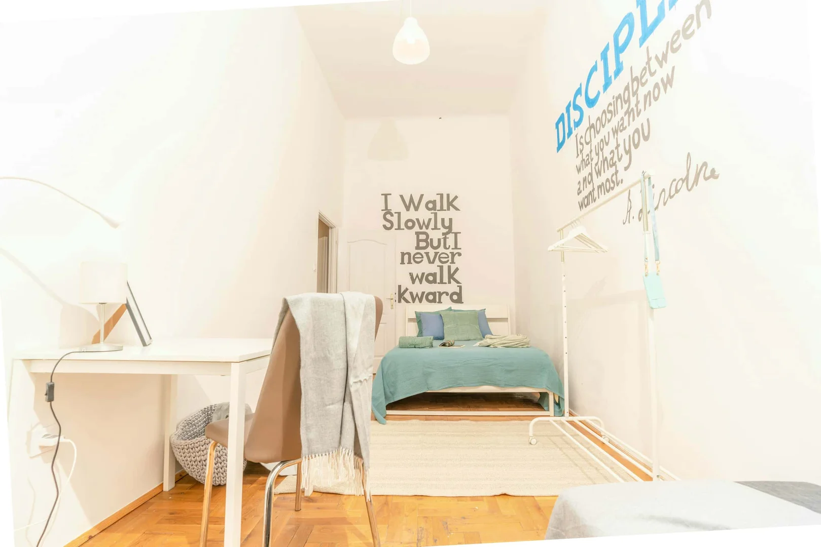 Economical student room with convenient location in 