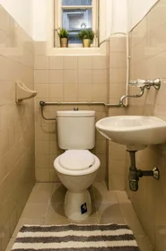 Private room at Budapest, Király u. 98b-em /14, 1068 Hungary, image 3 of 37