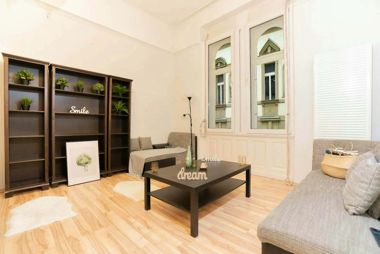 Economical student room with convenient location in 