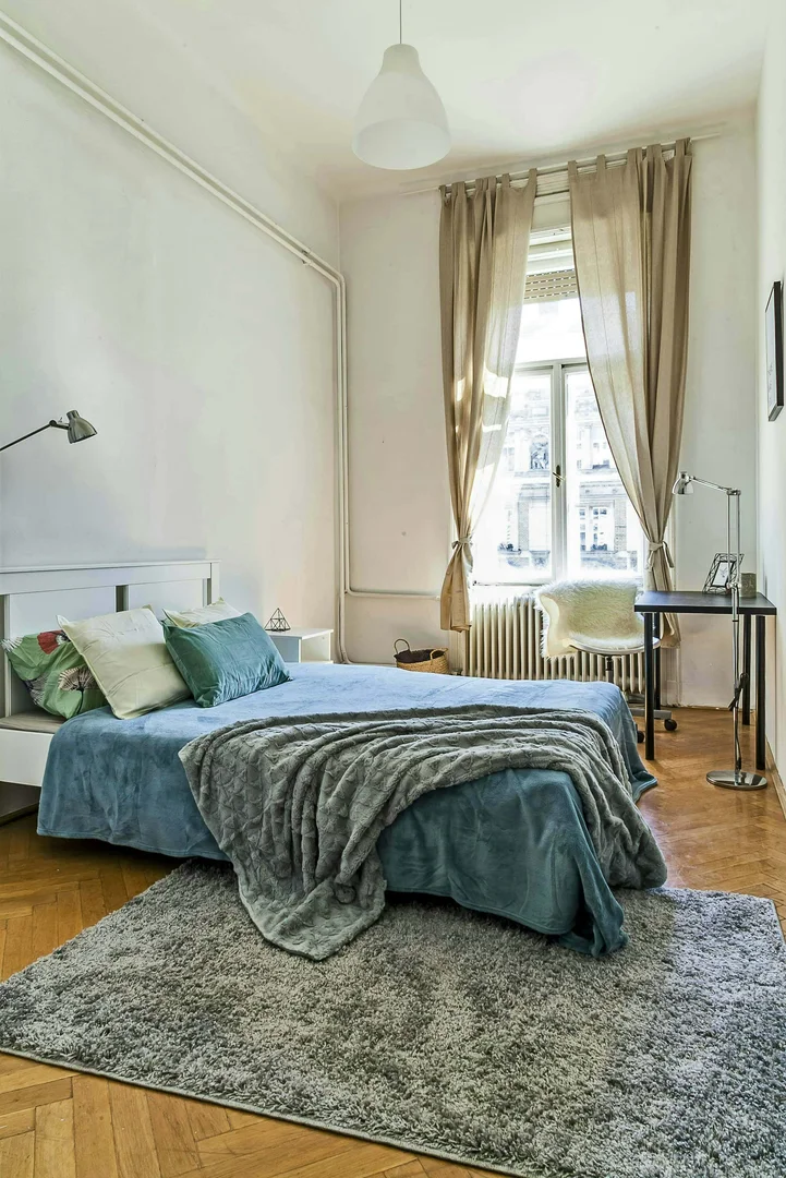 Quarto acolhedor para estudantes disponível em 