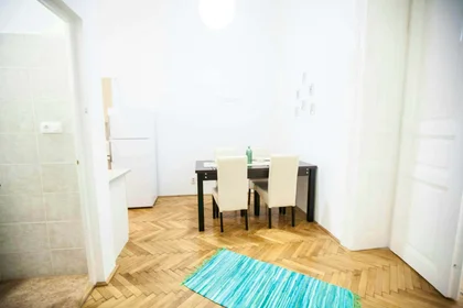 Stanza privata in Budapest, Csepreghy u. 4-em/16, 1085 Hungary, immagine 12 di 19