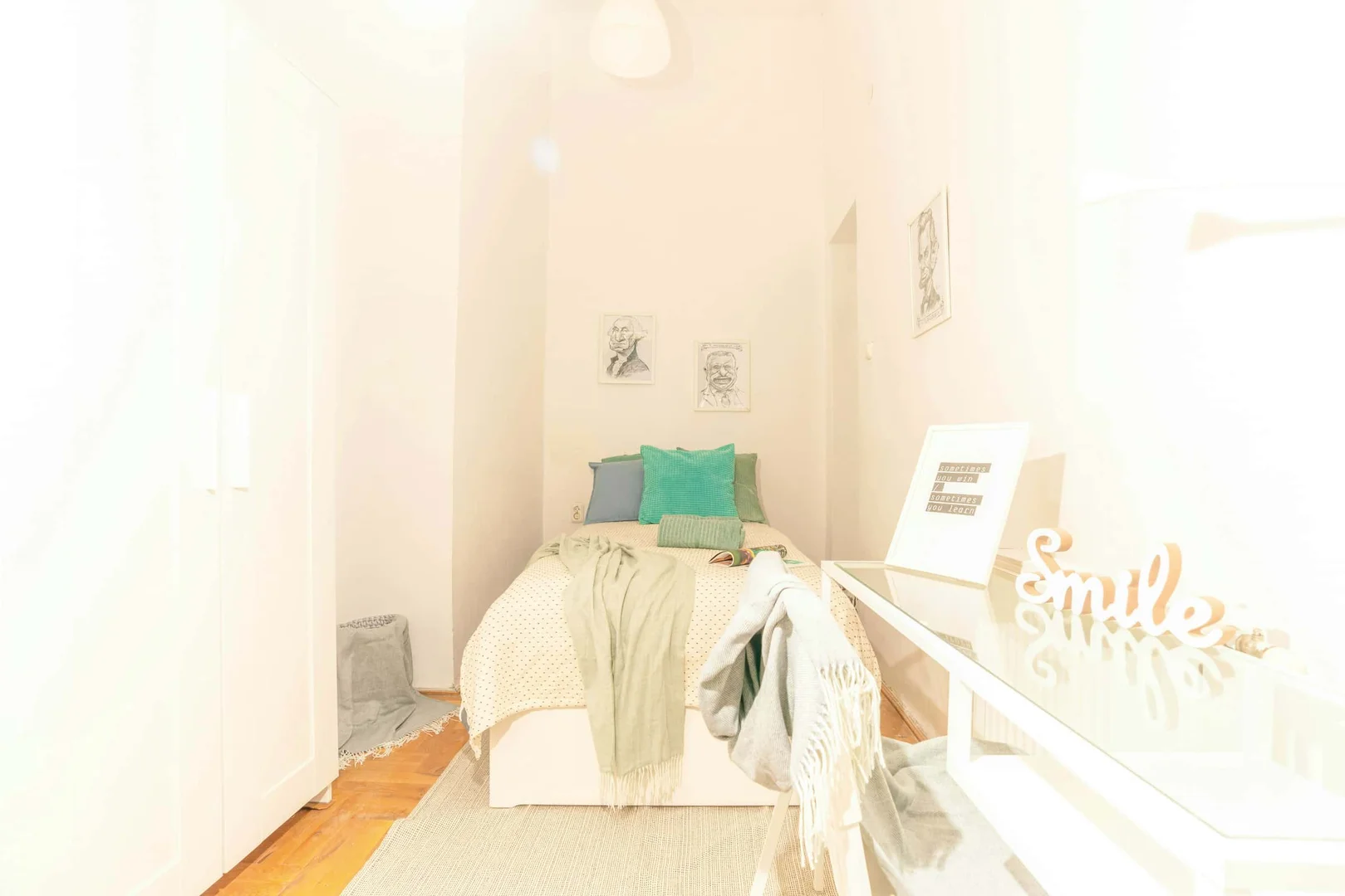 Cozy room for students available in 