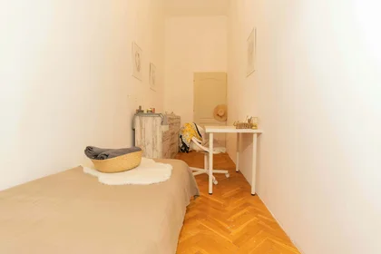 Private room at Budapest, Deák Ferenc u. 17-em/1, 1052 Hungary, image 11 of 25