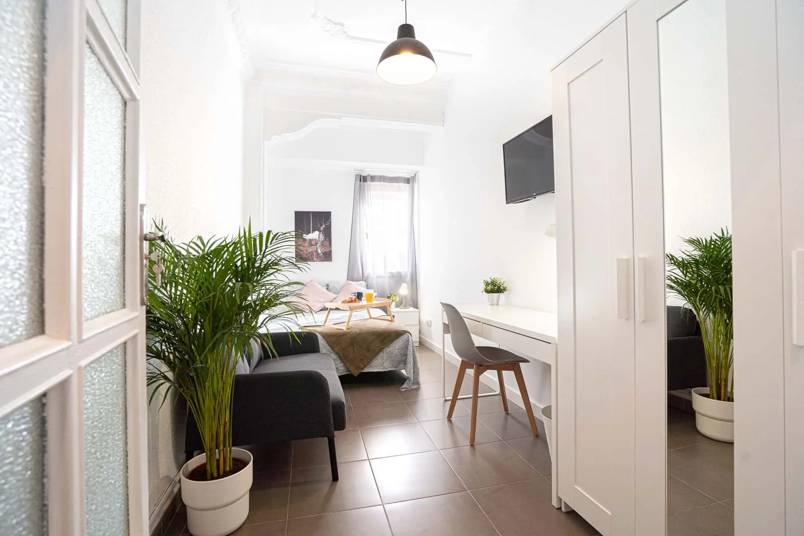 Habitación asequible para estudiantes con buena iluminación en 