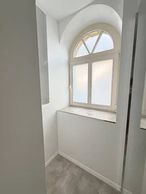 Private room at Luxembourg, 1420, image 25 of 47