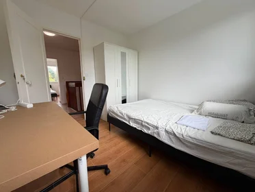 Privatzimmer in der Cergy, 95000, bild 13 von 27